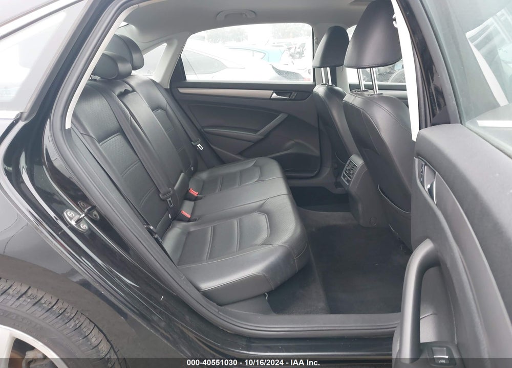 2014 VOLKSWAGEN PASSAT 2.0L TDI SE VIN: 1VWBN7A35EC069345