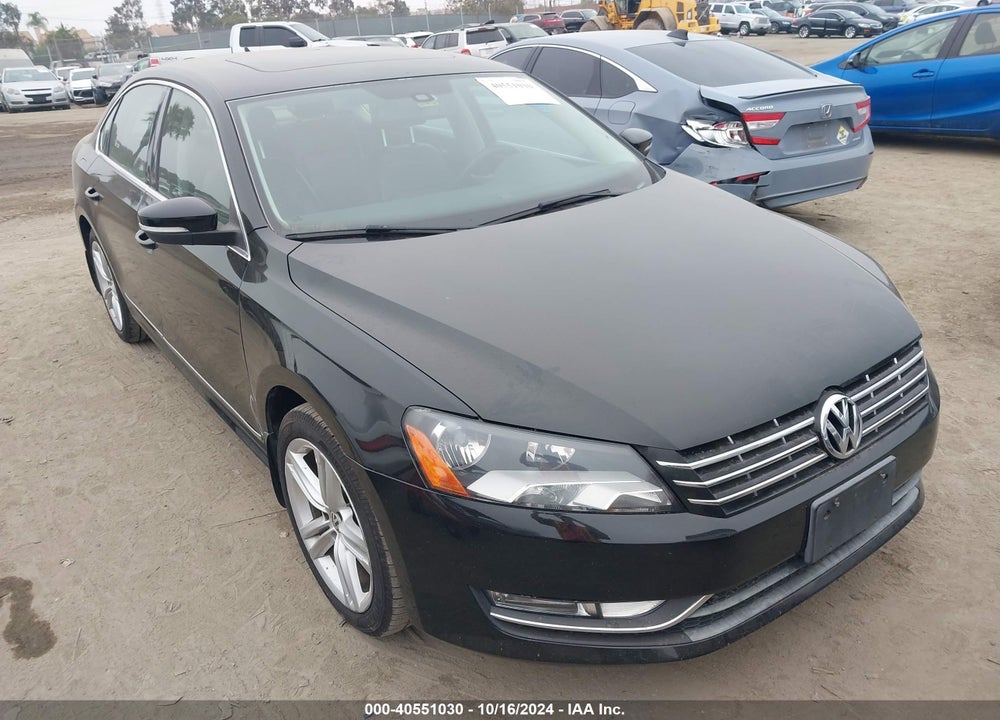 2014 VOLKSWAGEN PASSAT 2.0L TDI SE VIN: 1VWBN7A35EC069345