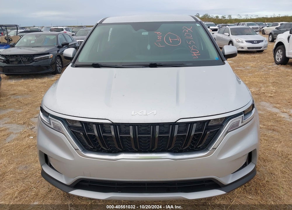 2022 KIA CARNIVAL MPV LX SEAT PACKAGE VIN: KNDNB4H39N6058599