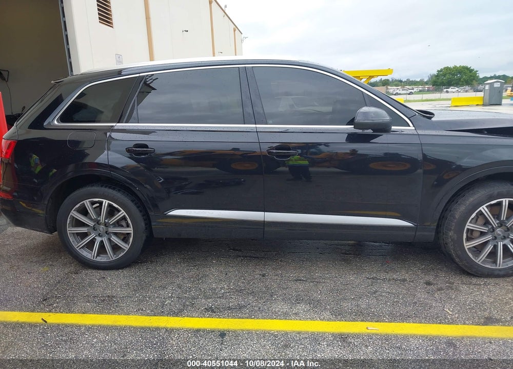 2017 AUDI Q7 3.0T PREMIUM VIN: WA1LAAF79HD025935
