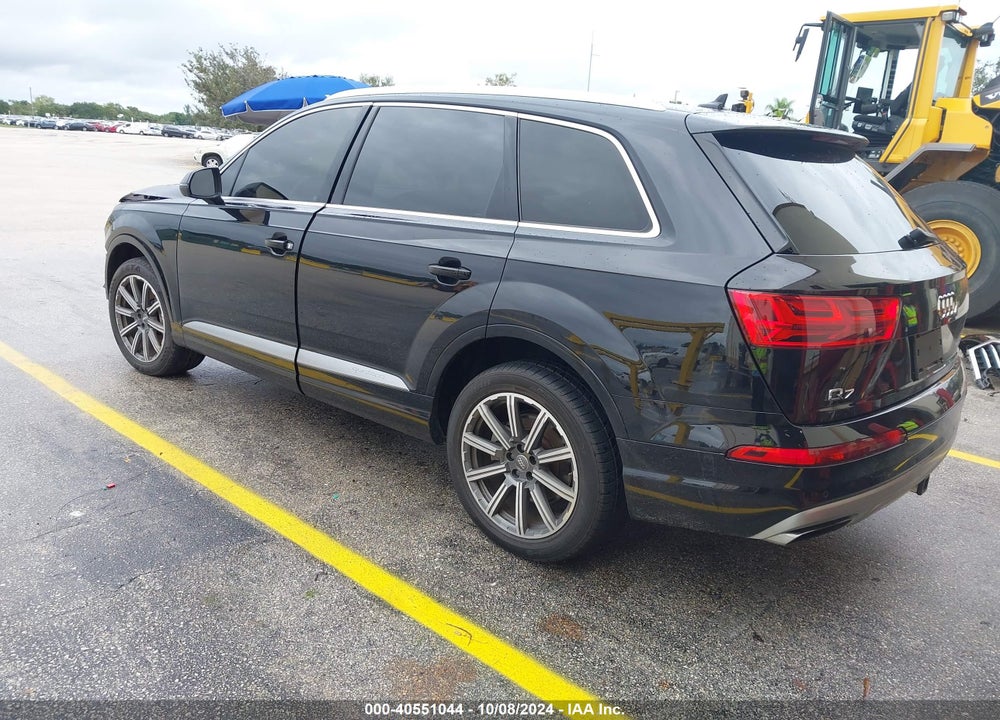 2017 AUDI Q7 3.0T PREMIUM VIN: WA1LAAF79HD025935