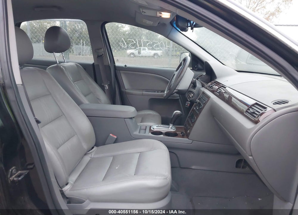 2006 FORD FIVE HUNDRED SEL VIN: 1FAFP27156G152104