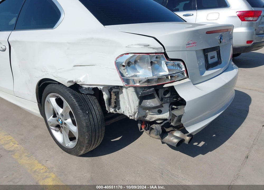 2011 BMW 128I VIN: WBAUP7C56BVP21293