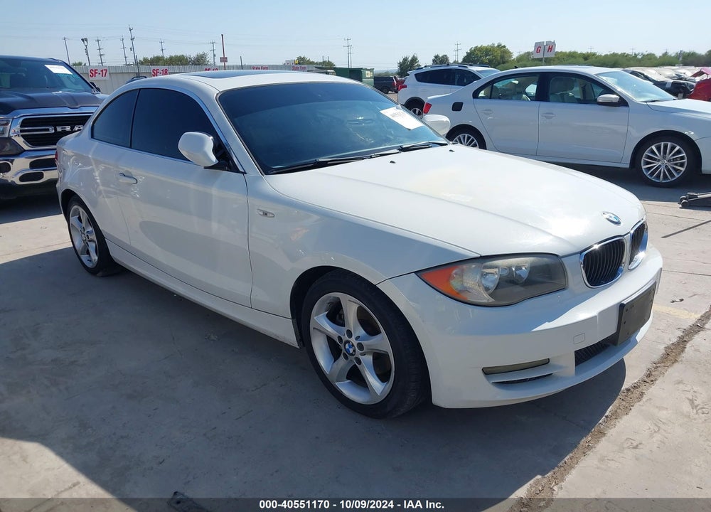 2011 BMW 128I VIN: WBAUP7C56BVP21293