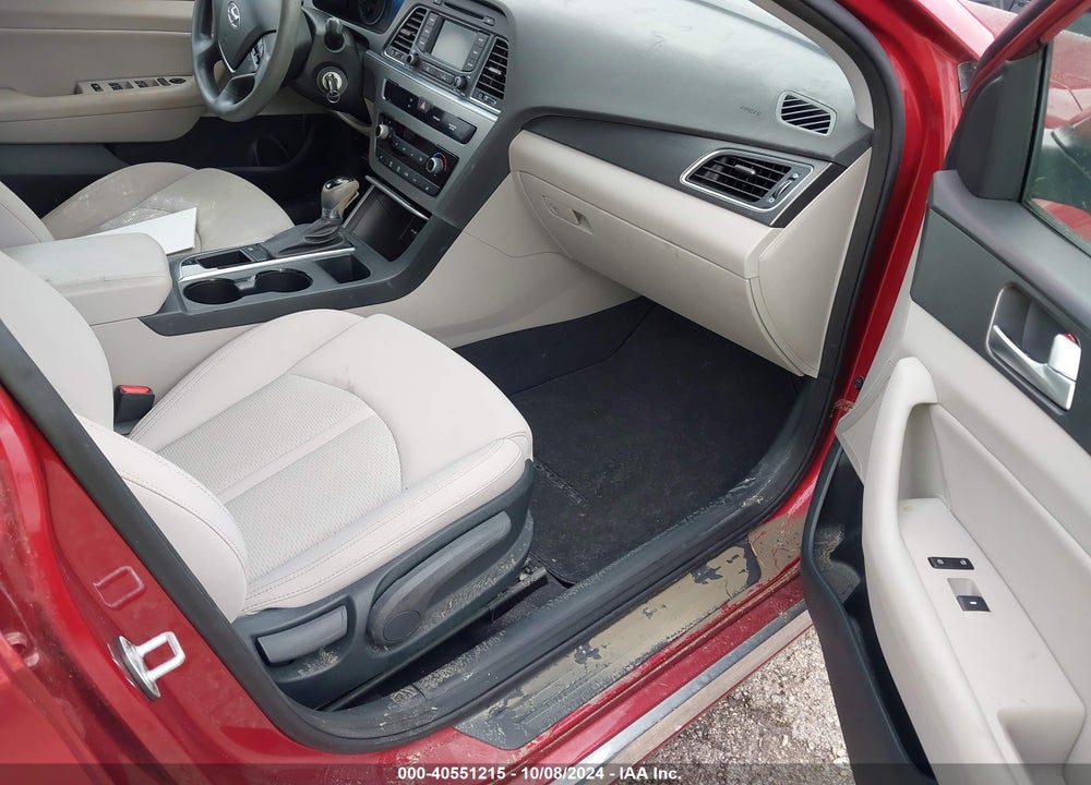 2015 HYUNDAI SONATA SPORT VIN: 5NPE34AF9FH030178