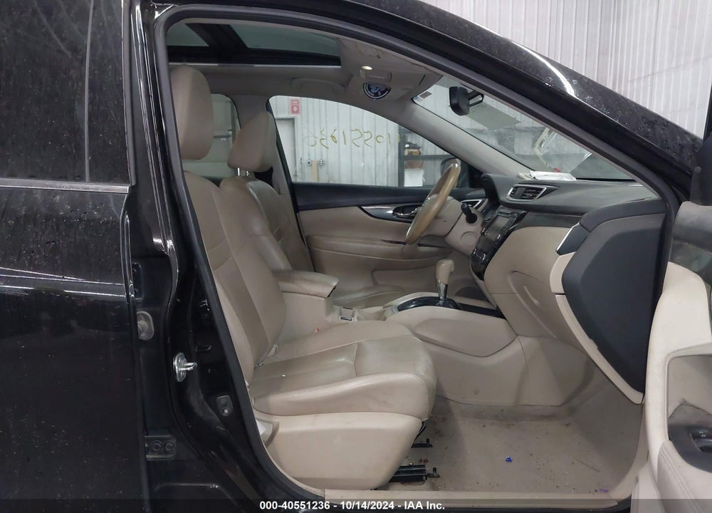 2014 NISSAN ROGUE SL VIN: 5N1AT2MV8EC835780