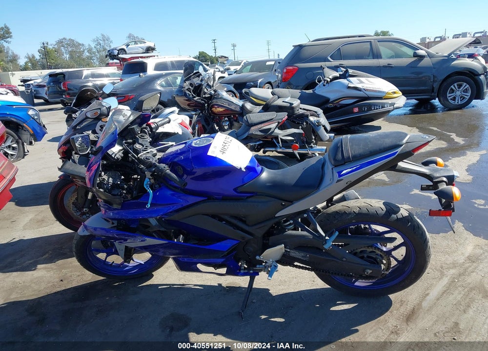 2020 YAMAHA YZFR3 A VIN: MH3RH18Y7LK003116