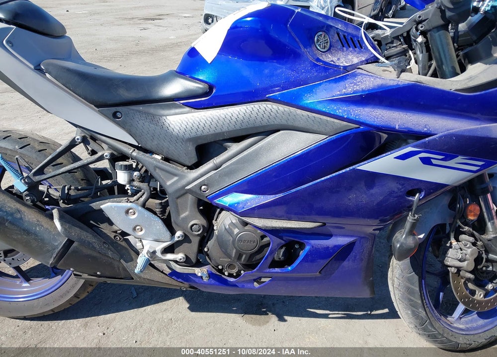 2020 YAMAHA YZFR3 A VIN: MH3RH18Y7LK003116