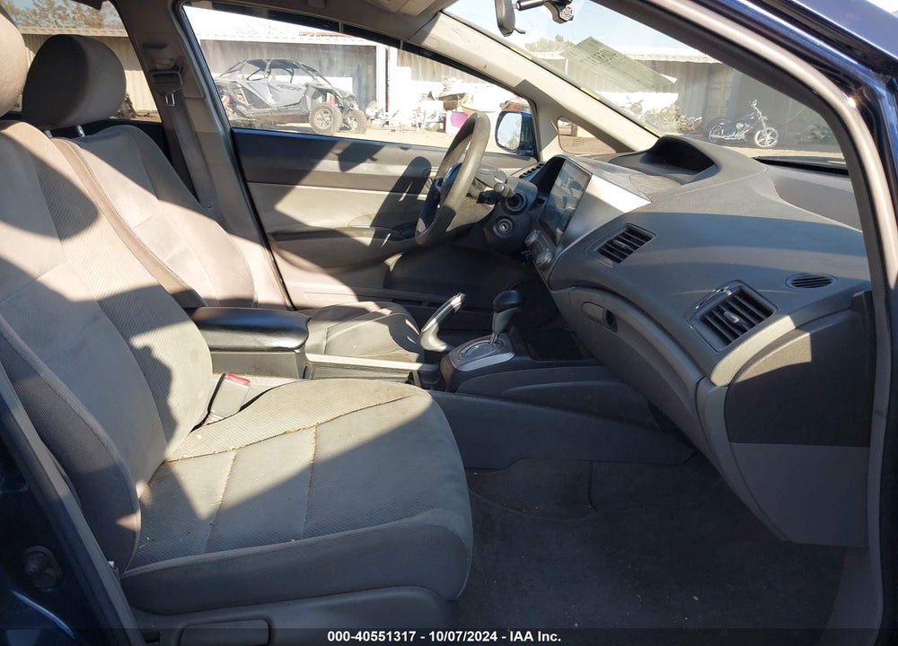 2010 HONDA CIVIC LX VIN: 19XFA1F50AE011153