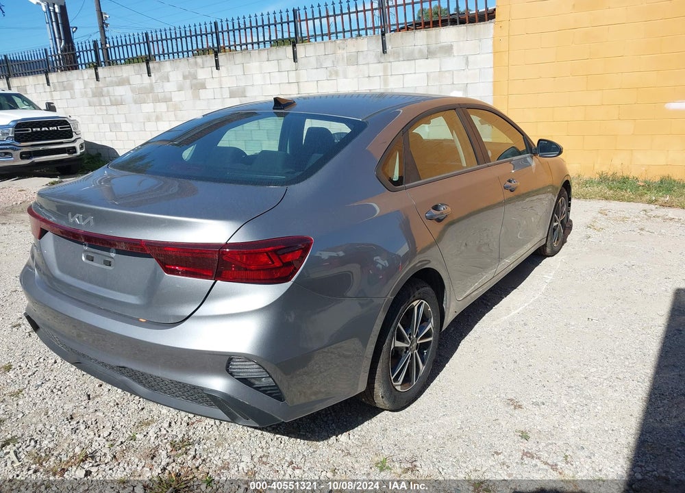 2024 KIA FORTE LXS VIN: 3KPF24AD0RE761452