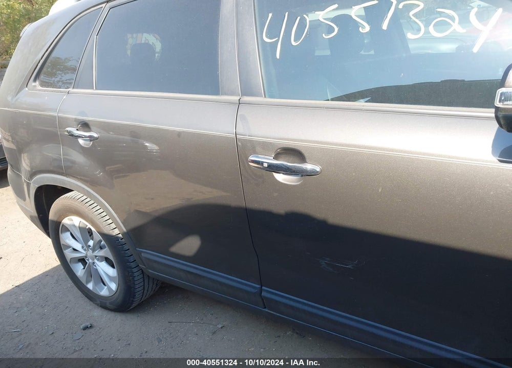 2015 KIA SORENTO EX V6 VIN: 5XYKU4A71FG587974