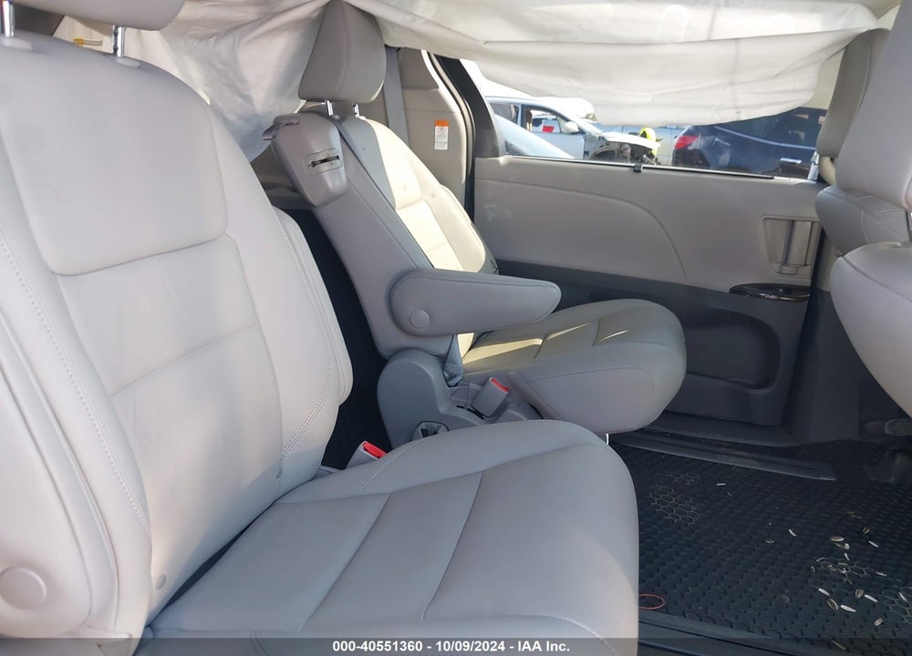2020 TOYOTA SIENNA XLE VIN: 5TDYZ3DC2LS080191