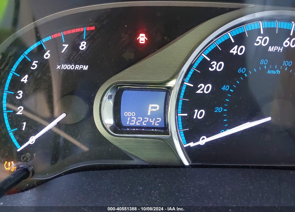 2013 TOYOTA SIENNA XLE V6 8 PASSENGER VIN: 5TDYK3DC7DS386244