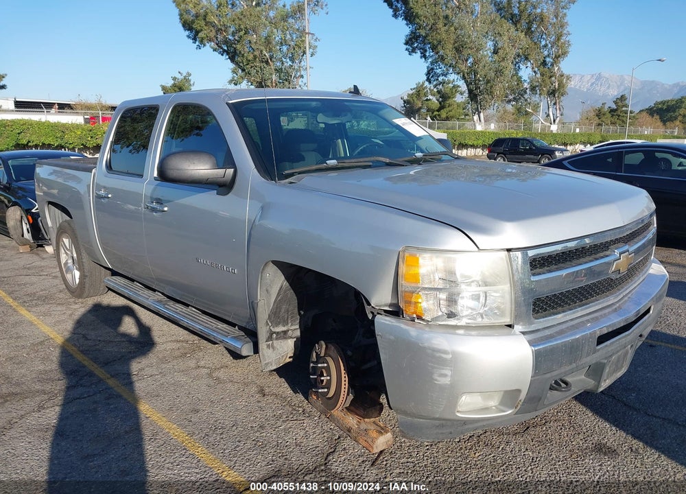 2011 CHEVROLET SILVERADO 1500 LT VIN: 3GCPCSE08BG183480
