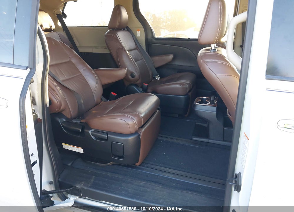 2017 TOYOTA SIENNA LIMITED PREMIUM 7 PASSENGER VIN: 5TDYZ3DC6HS900442