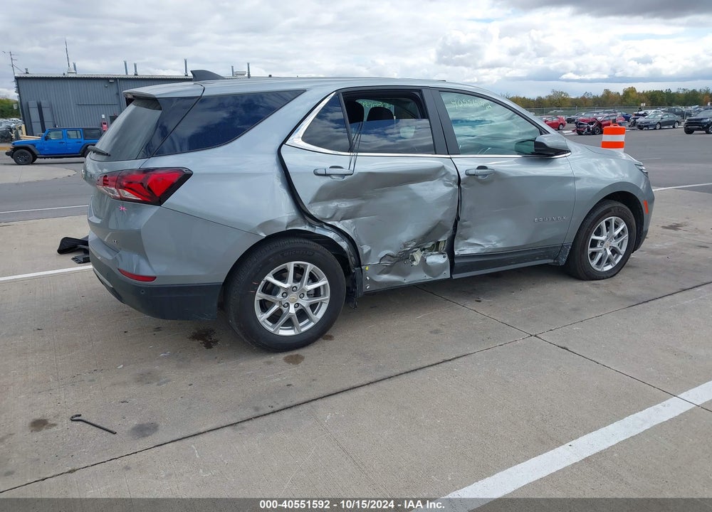 2024 CHEVROLET EQUINOX FWD LT VIN: 3GNAXKEG1RS127757