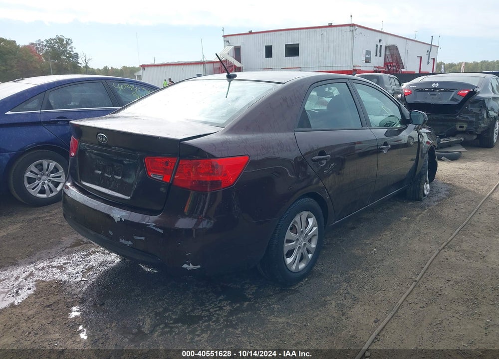 2011 KIA FORTE EX VIN: KNAFU4A27B5358608