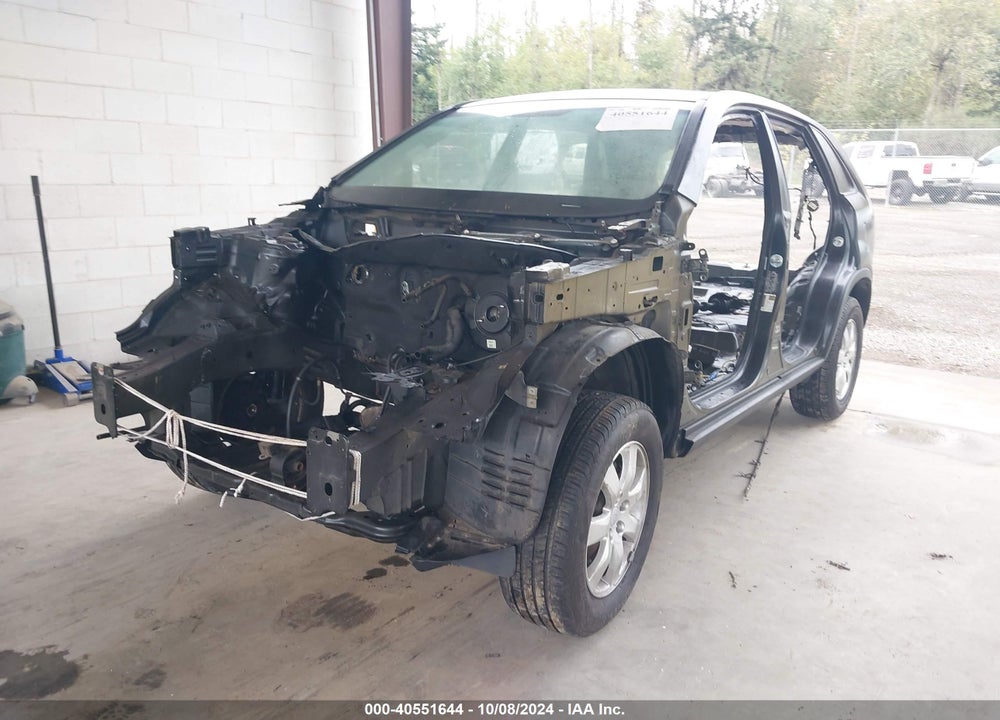2011 KIA SORENTO LX VIN: 5XYKTCA19BG057111