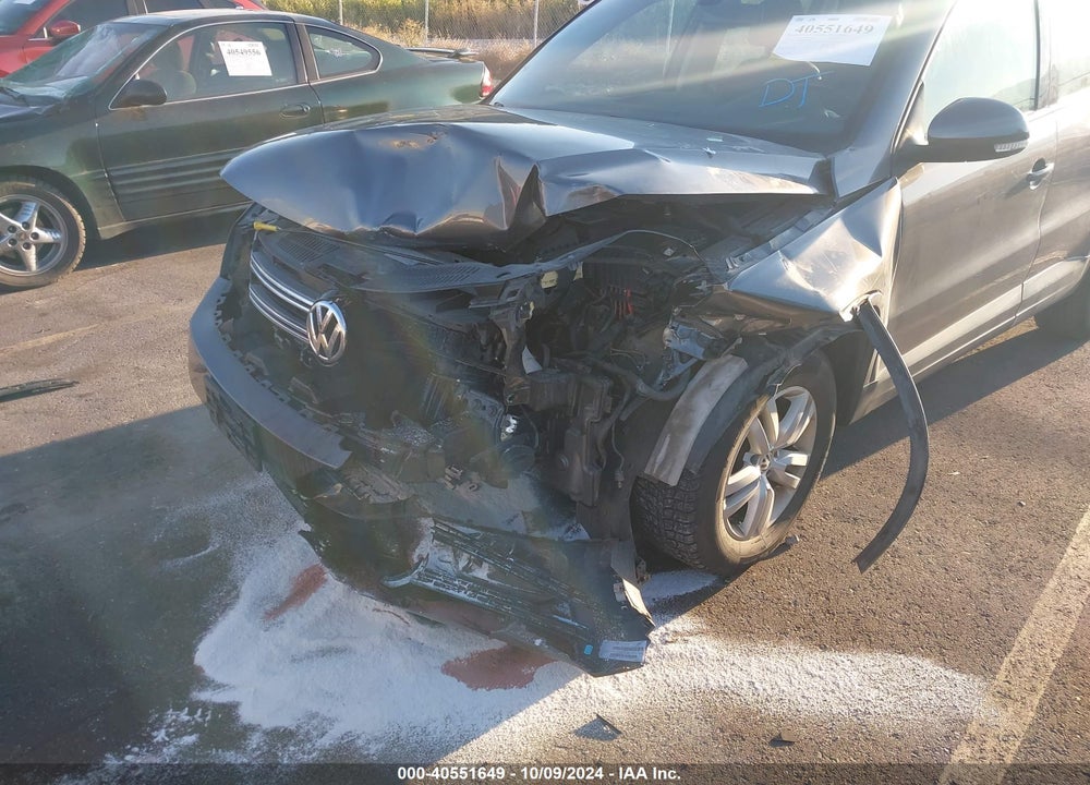 2016 VOLKSWAGEN TIGUAN S VIN: WVGAV7AX8GW502459