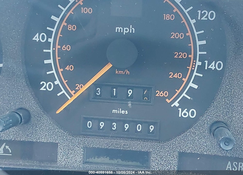 1991 MERCEDES-BENZ 300 SL VIN: WDBFA61E6MF031291