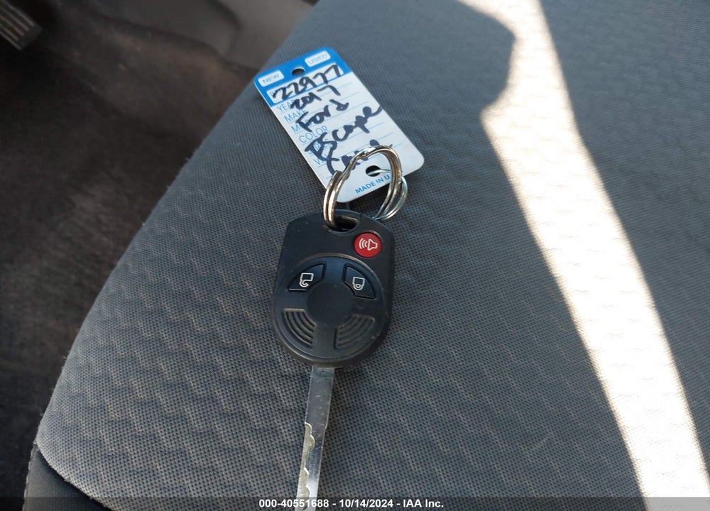 2017 FORD ESCAPE SE VIN: 1FMCU9G91HUE99708