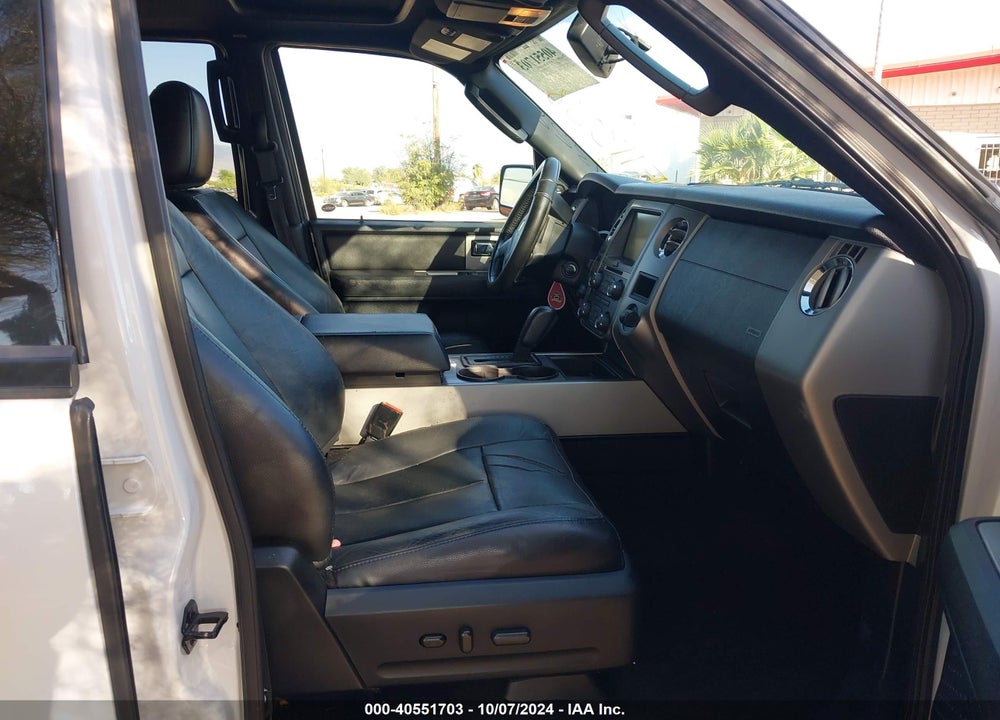 2015 FORD EXPEDITION XLT VIN: 1FMJU1JT1FEF11358