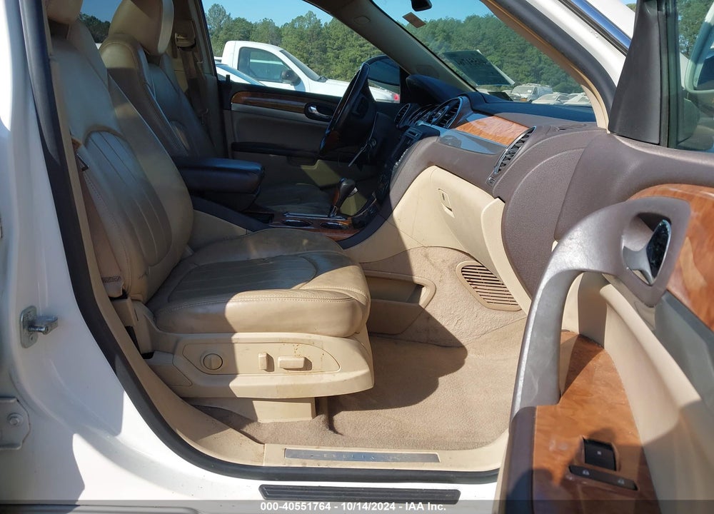 2010 BUICK ENCLAVE 2XL VIN: 5GALVCED0AJ180587