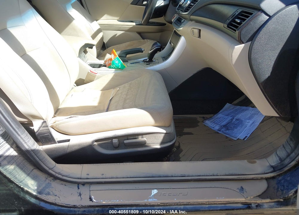 2013 HONDA ACCORD EX-L VIN: 1HGCR2F89DA163663