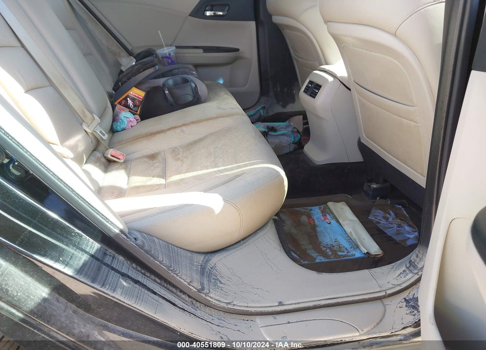 2013 HONDA ACCORD EX-L VIN: 1HGCR2F89DA163663