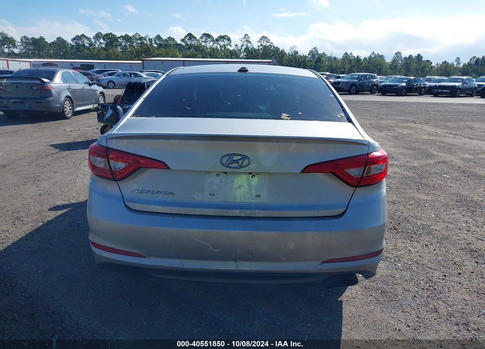 2017 HYUNDAI SONATA VIN: 5NPE24AF4HH448198