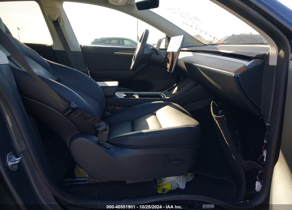 2023 TESLA MODEL Y RWD VIN: 7SAYGDED3PF963961