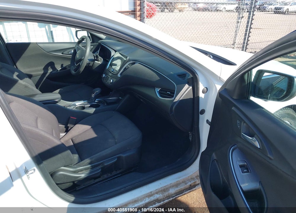 2021 CHEVROLET MALIBU FWD LT VIN: 1G1ZD5ST1MF069923