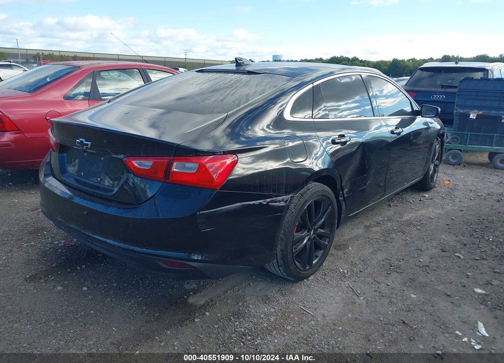 2018 CHEVROLET MALIBU LT VIN: 1G1ZD5ST7JF182092