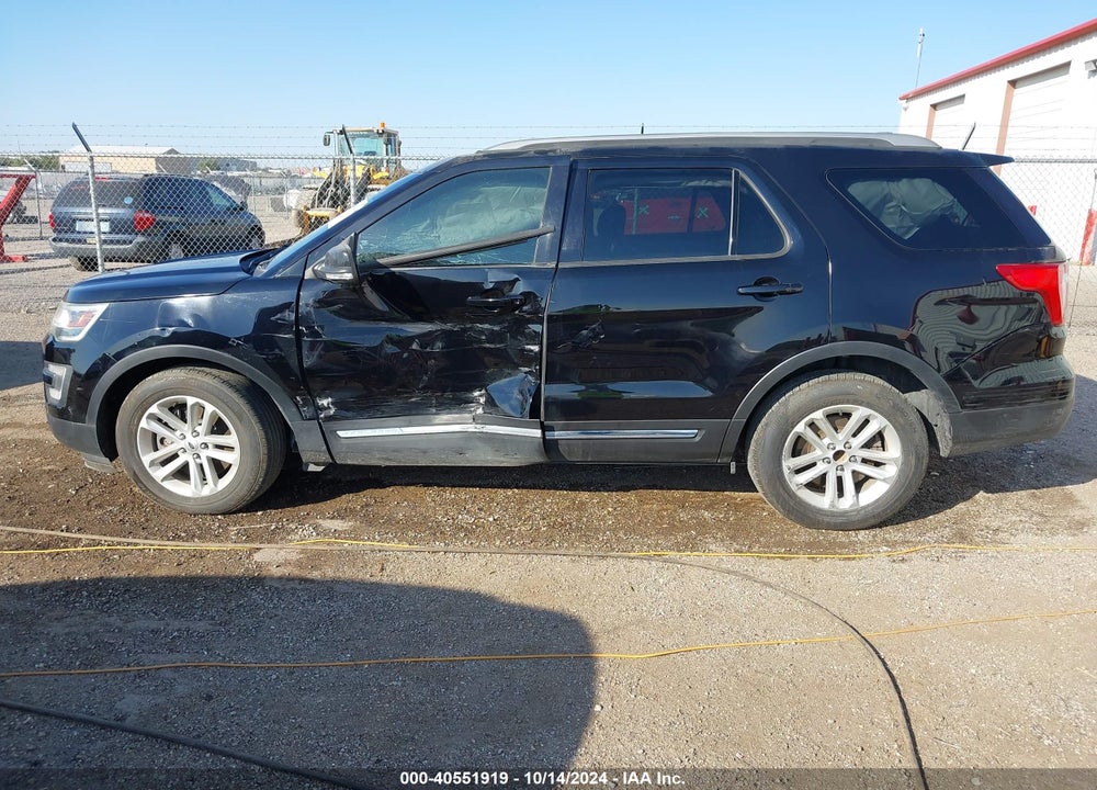 2017 FORD EXPLORER XLT VIN: 1FM5K7D84HGA55235