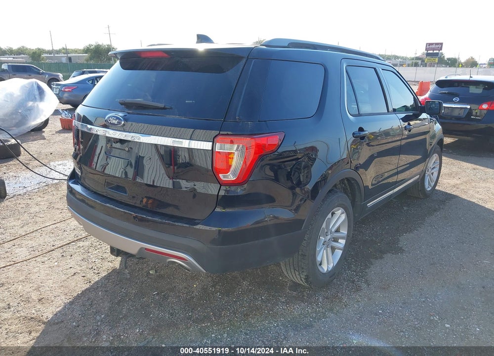 2017 FORD EXPLORER XLT VIN: 1FM5K7D84HGA55235
