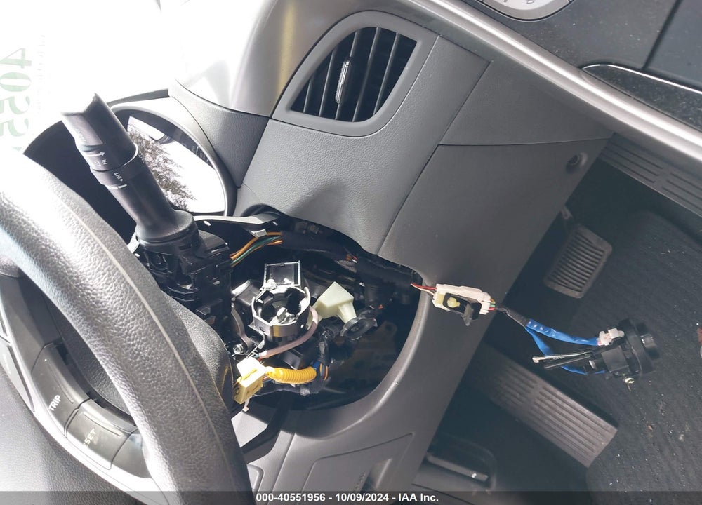 2013 HYUNDAI ELANTRA GLS VIN: KMHDH4AE5DU985014