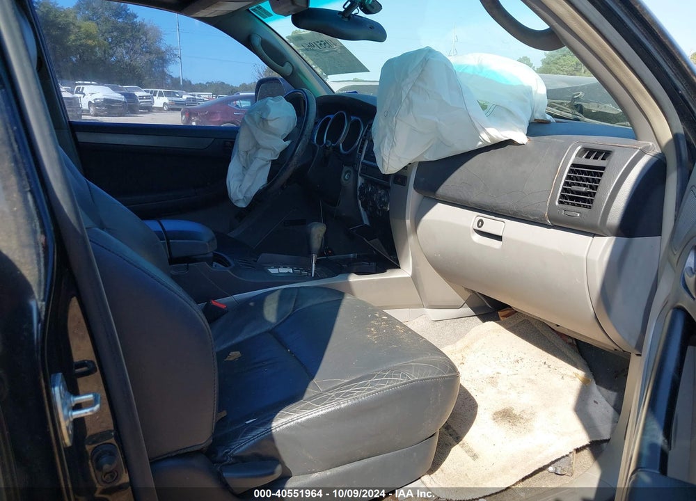 2003 TOYOTA 4RUNNER SR5 SPORT V6 VIN: JTEZU14R830002587