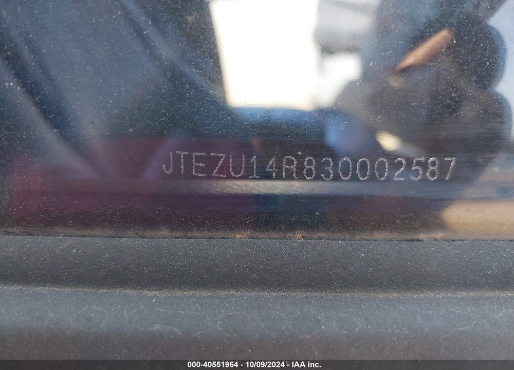 2003 TOYOTA 4RUNNER SR5 SPORT V6 VIN: JTEZU14R830002587