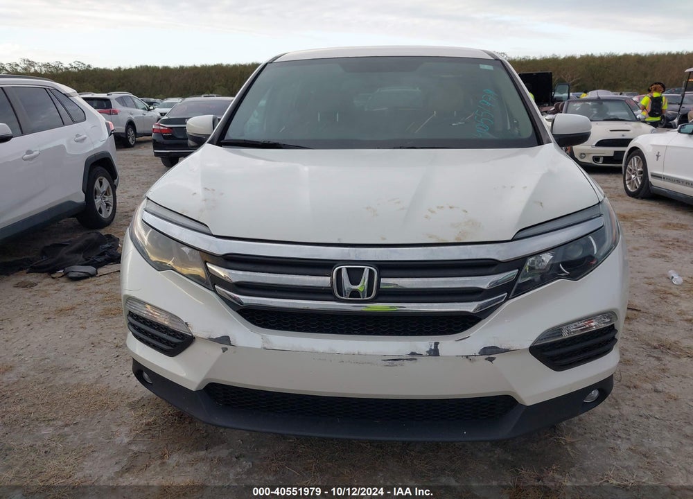 2017 HONDA PILOT EX VIN: 5FNYF5H37HB027061
