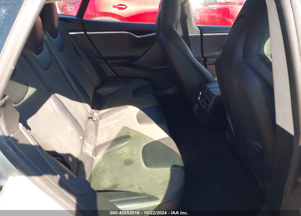 2015 TESLA MODEL S 70D/85D/P85D VIN: 5YJSA1E25FF111739