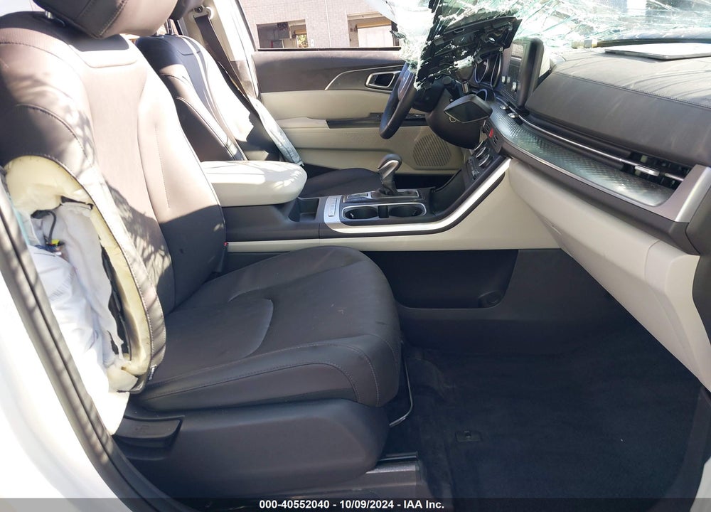 2024 KIA CARNIVAL MPV LX SEAT PACKAGE VIN: KNDNB4H30R6385608