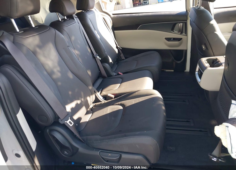 2024 KIA CARNIVAL MPV LX SEAT PACKAGE VIN: KNDNB4H30R6385608