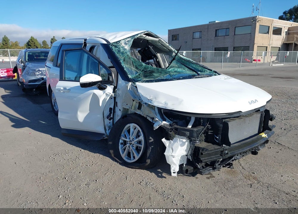 2024 KIA CARNIVAL MPV LX SEAT PACKAGE VIN: KNDNB4H30R6385608