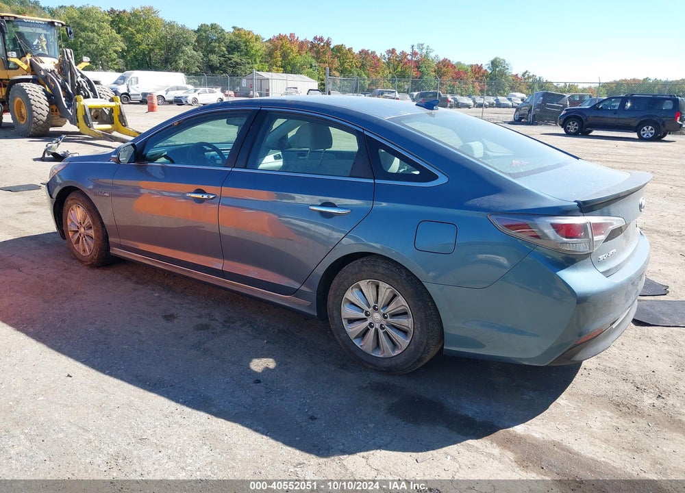 2016 HYUNDAI SONATA HYBRID SE VIN: KMHE24L13GA041816