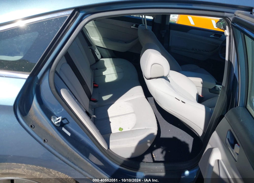 2016 HYUNDAI SONATA HYBRID SE VIN: KMHE24L13GA041816