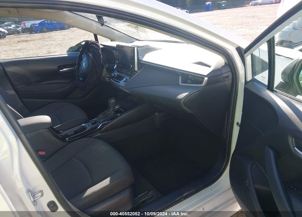 2020 TOYOTA COROLLA LE VIN: 5YFEPRAE7LP098583