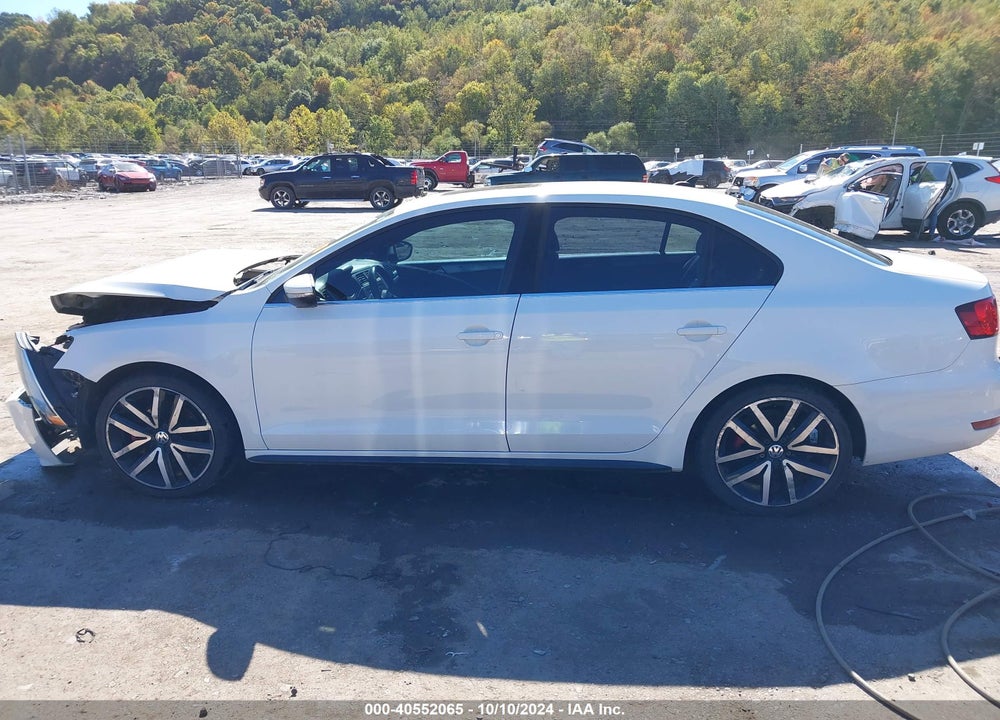 2013 VOLKSWAGEN JETTA VIN: 3VW467AJ7DM263621