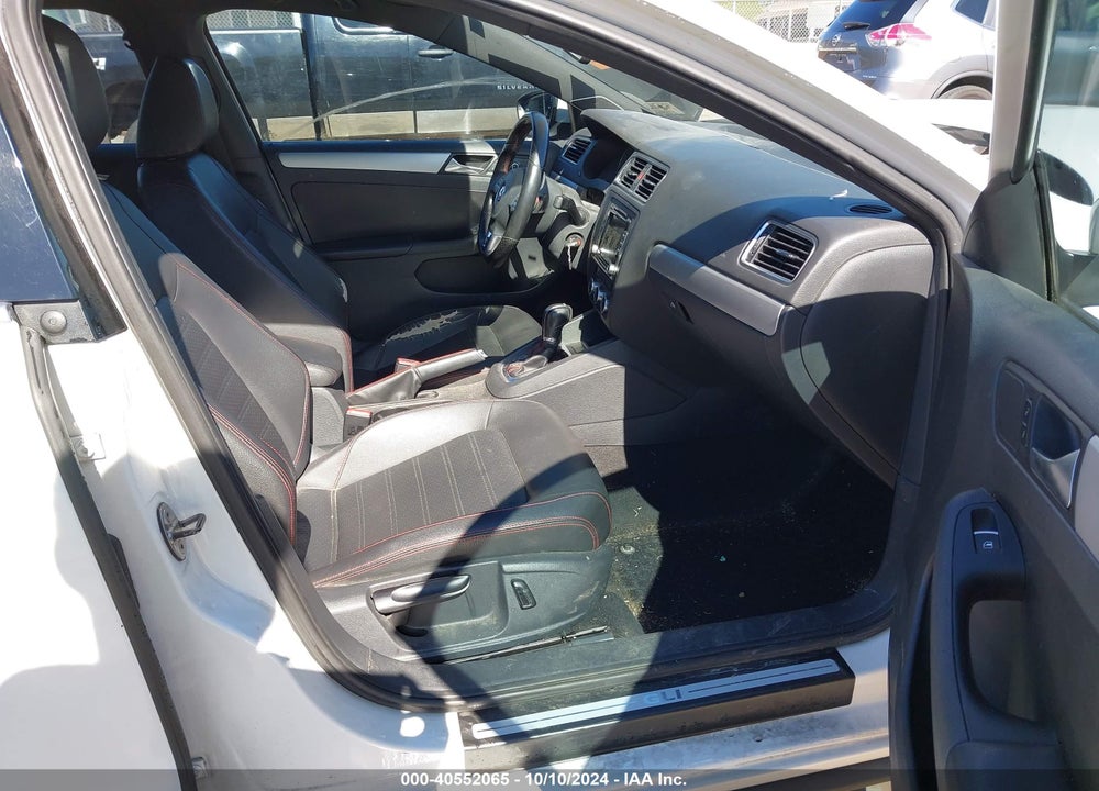 2013 VOLKSWAGEN JETTA VIN: 3VW467AJ7DM263621