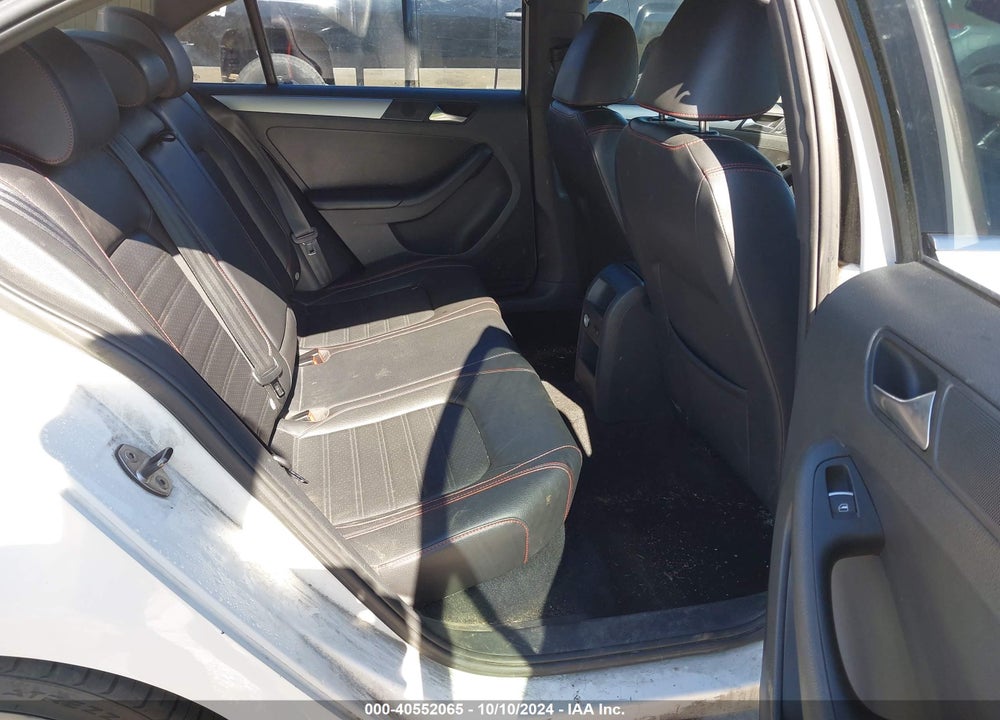 2013 VOLKSWAGEN JETTA VIN: 3VW467AJ7DM263621