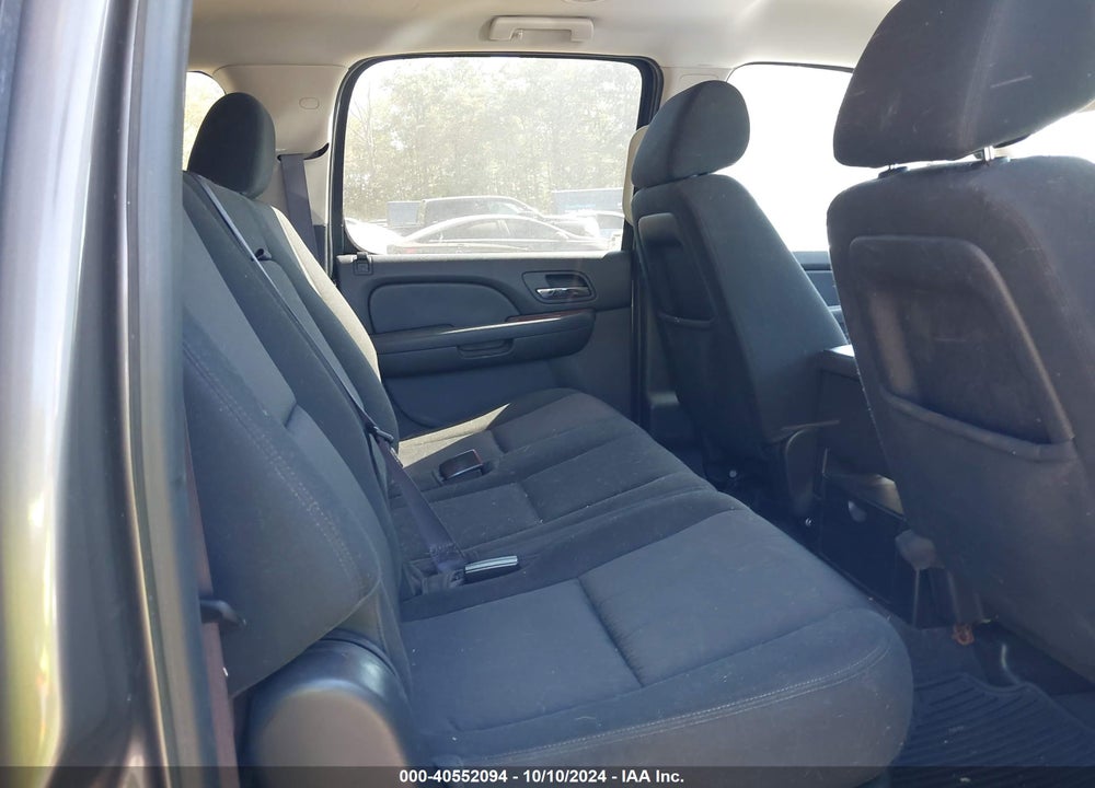 2012 CHEVROLET SUBURBAN 1500 LS VIN: 1GNSCHE06CR199294